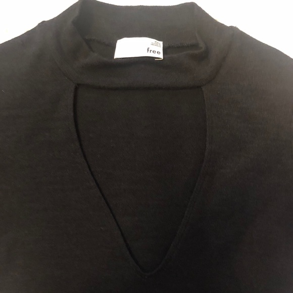 Wilfred free low v neck black tee - Picture 2 of 3